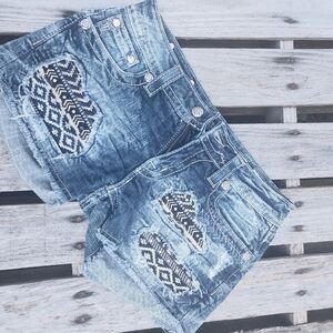 Miss Me Jean Shorts Size 28